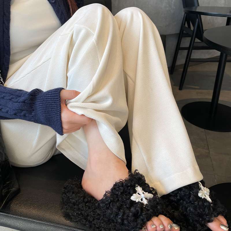 白パンツ ストレートワイドパンツ