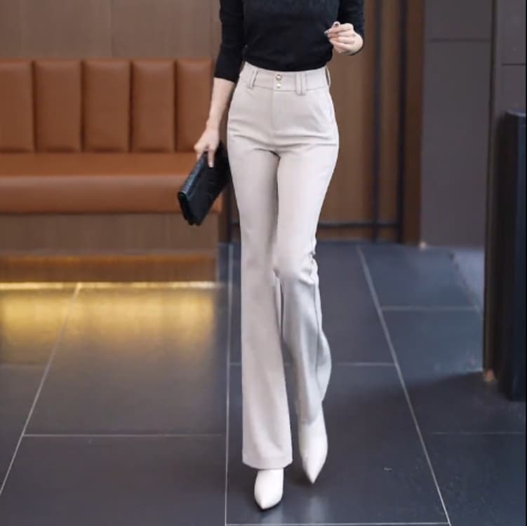白パンツ 美脚シルエット ストレートパンツ