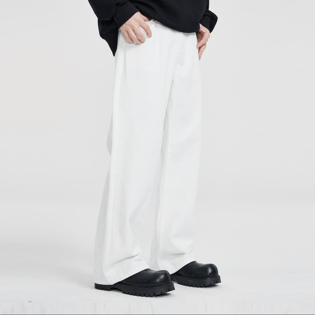 白パンツ ゆったりストレート デニムパンツ