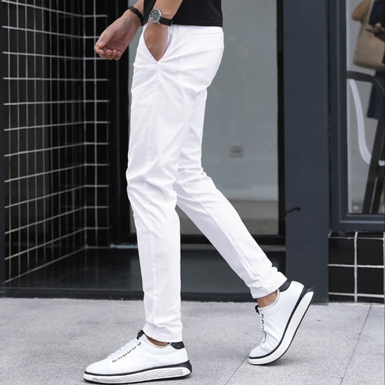 白パンツ すっきり細身シルエット美脚パンツ