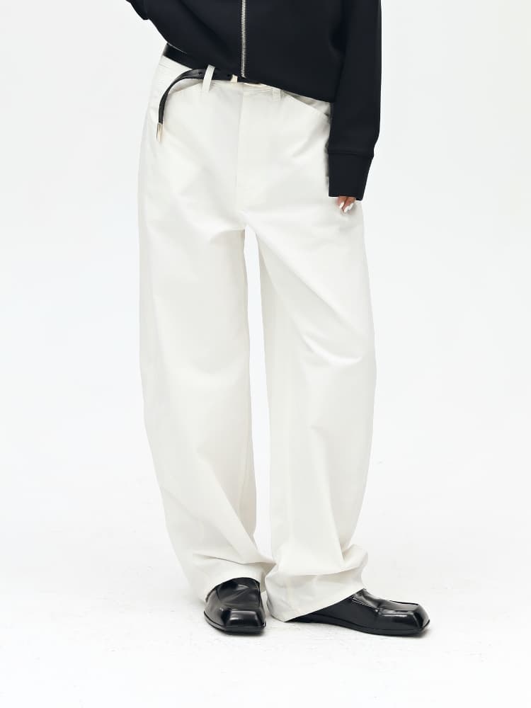 白パンツ ゆったりワイドシルエットカーゴパンツ