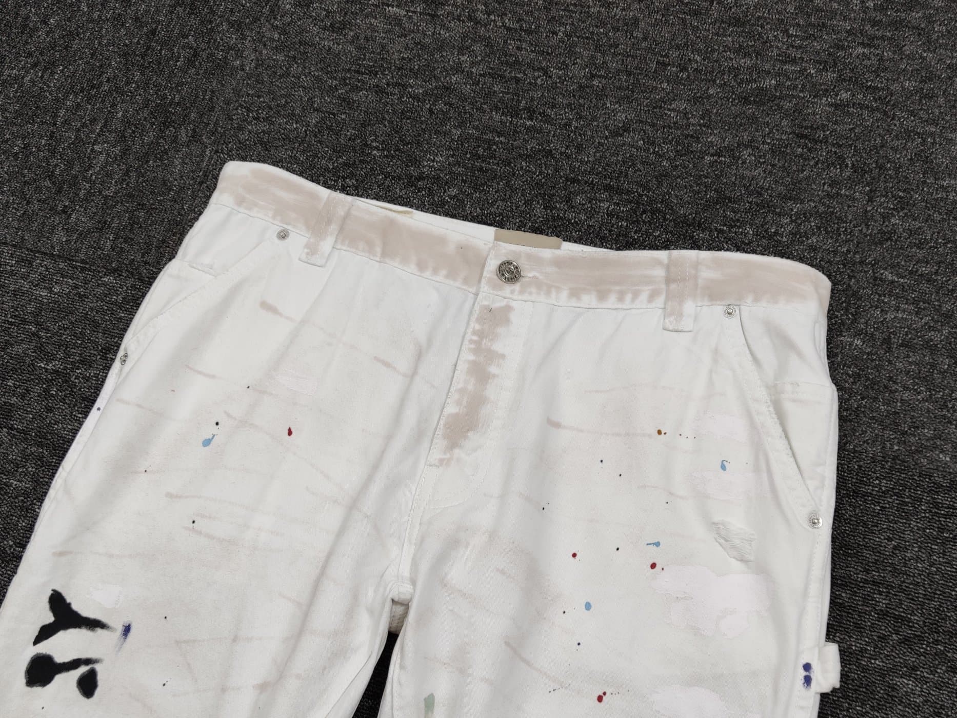 白パンツ アーティスト風ペイント加工パンツ
