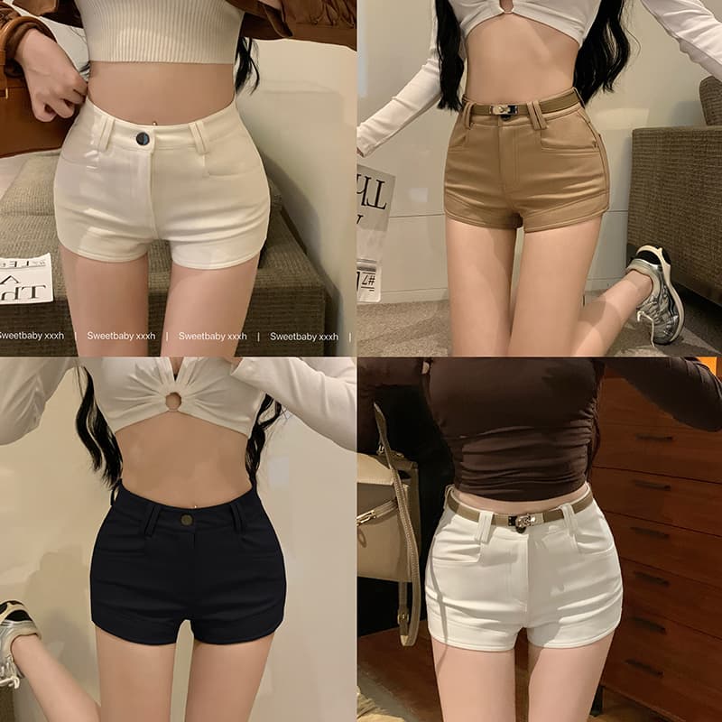 白パンツ ベルト付きホットパンツ