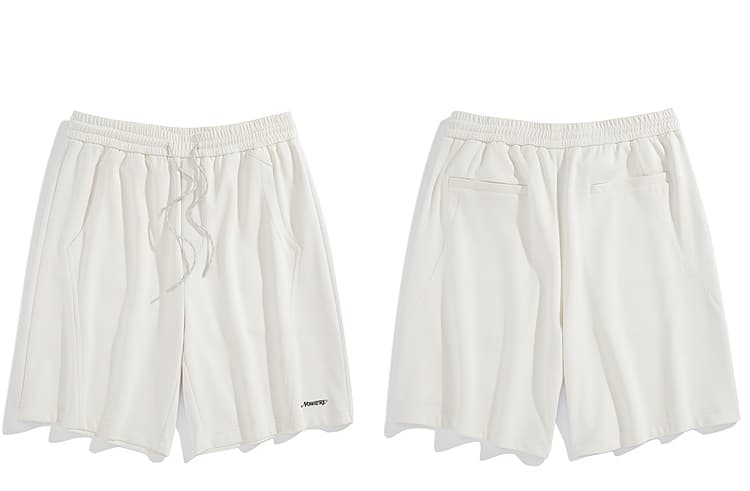 白パンツ 快適シルエット ポケット活用ハーフパンツ