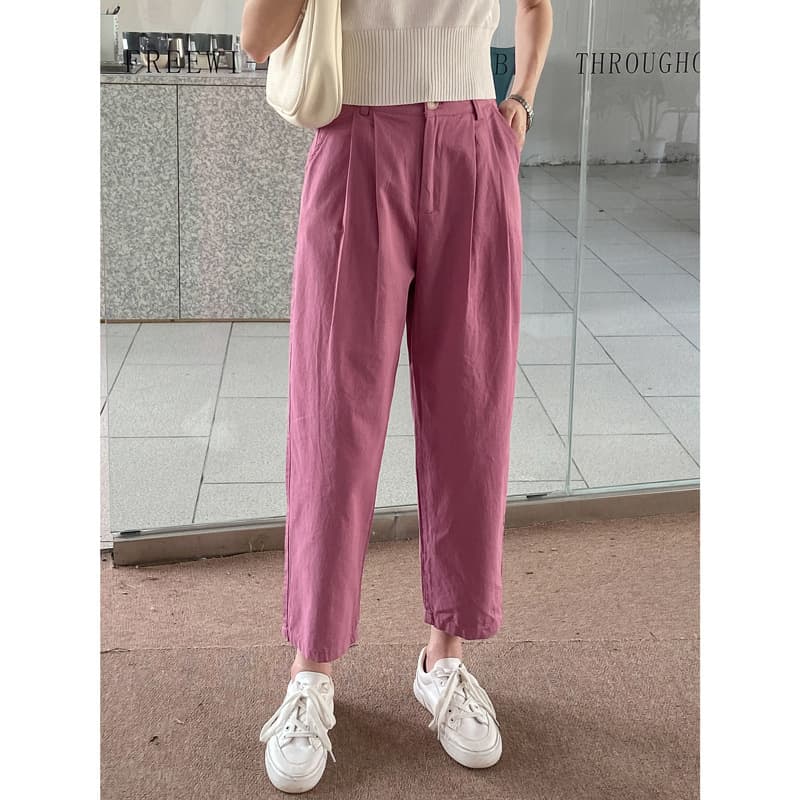 白パンツ タック入りストレートパンツ