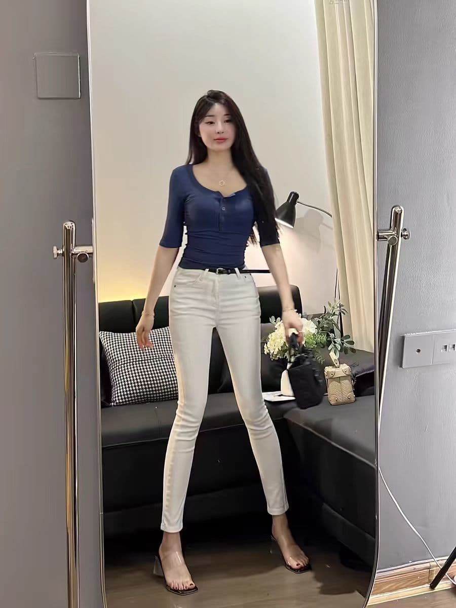 白パンツ ストレッチ美脚パンツ