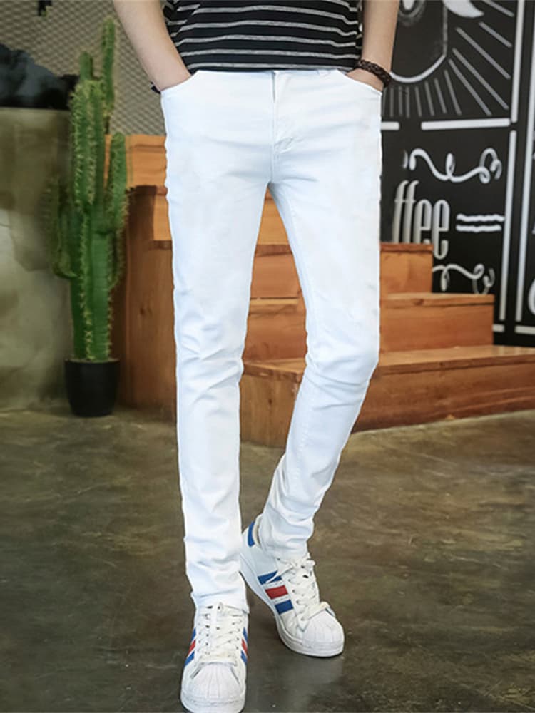 白パンツ すっきりシルエット細身パンツ