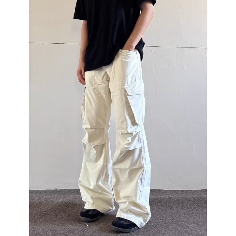 白パンツ カーゴポケット付きワイドパンツ