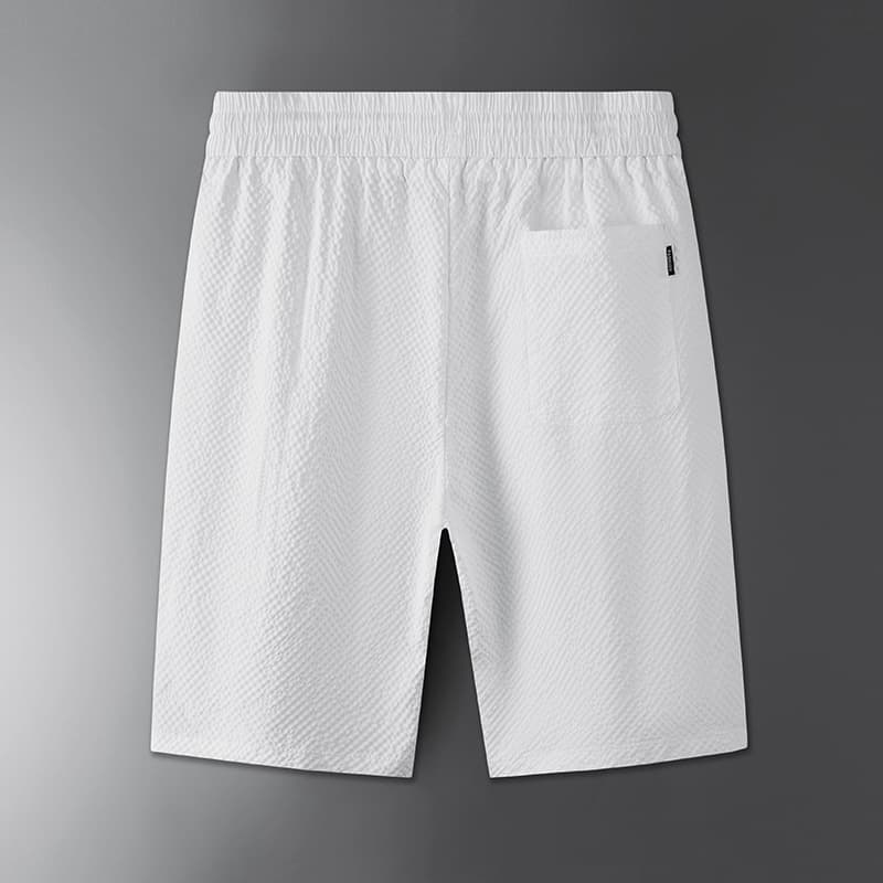 白パンツ 高級感漂う夏用ゆったりショートパンツ